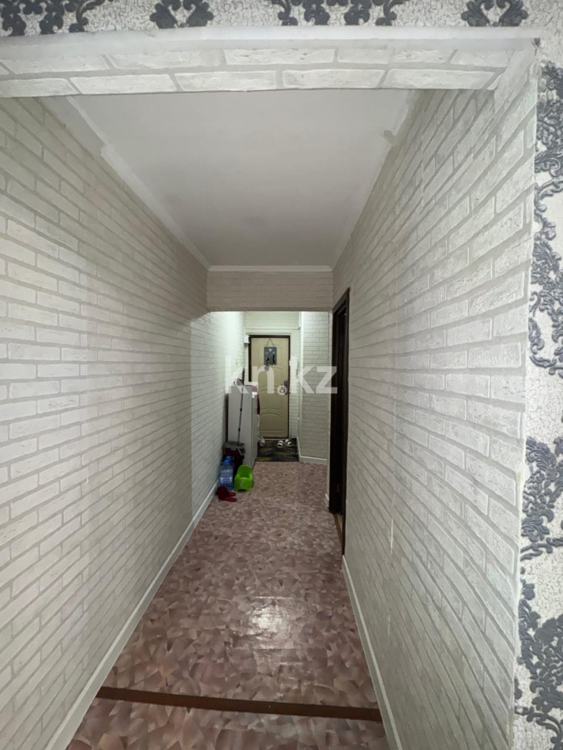 Продажа 3-комнатной квартиры, 60.6 м², Гагарина, дом  17 в Алматинской области