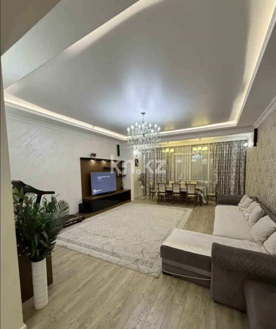 Продажа 4-комнатной квартиры, 143 м², ул. Мухамедханова, дом  21 в Астане - фото 2