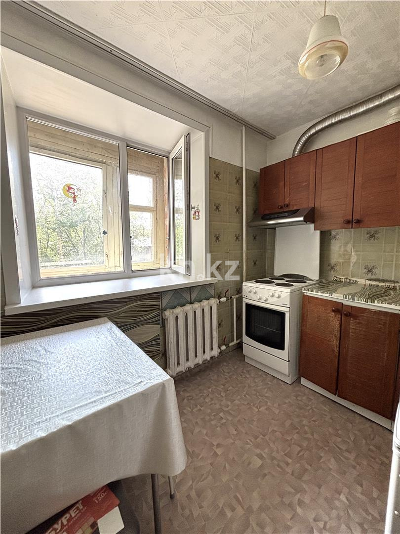 Продажа 1-комнатной квартиры, 33 м², ул. Аманжолова, дом  7 в Караганде - фото 2