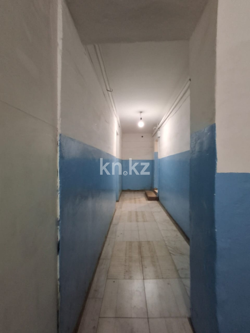 Продажа 3-комнатной квартиры, 63 м², ул. Тюленина в Уральске - фото 19