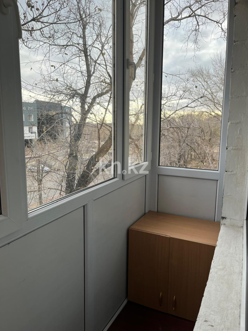 Продажа 3-комнатной квартиры, 50 м², ул. Пичугина, дом  240 в Караганде - фото 5