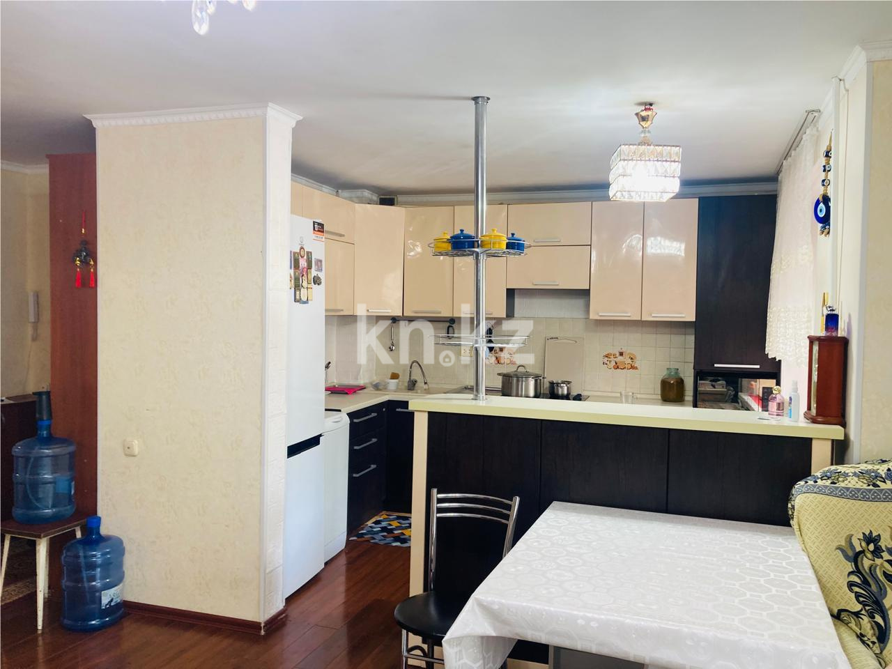 Продажа 4-комнатной квартиры, 83 м², ул. Муканова в Караганде - фото 12