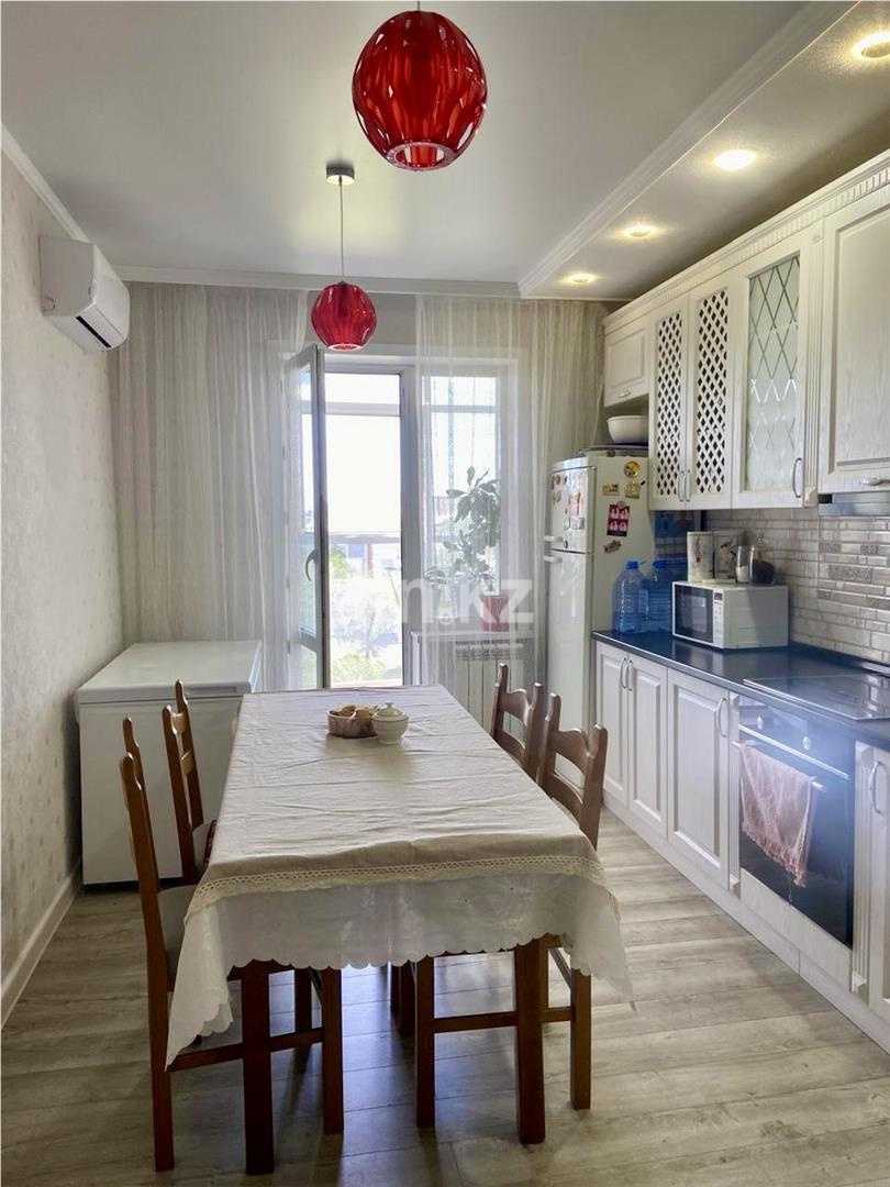 Продажа 3-комнатной квартиры, 109 м², пр. Республики, дом  42 в Караганде - фото 13