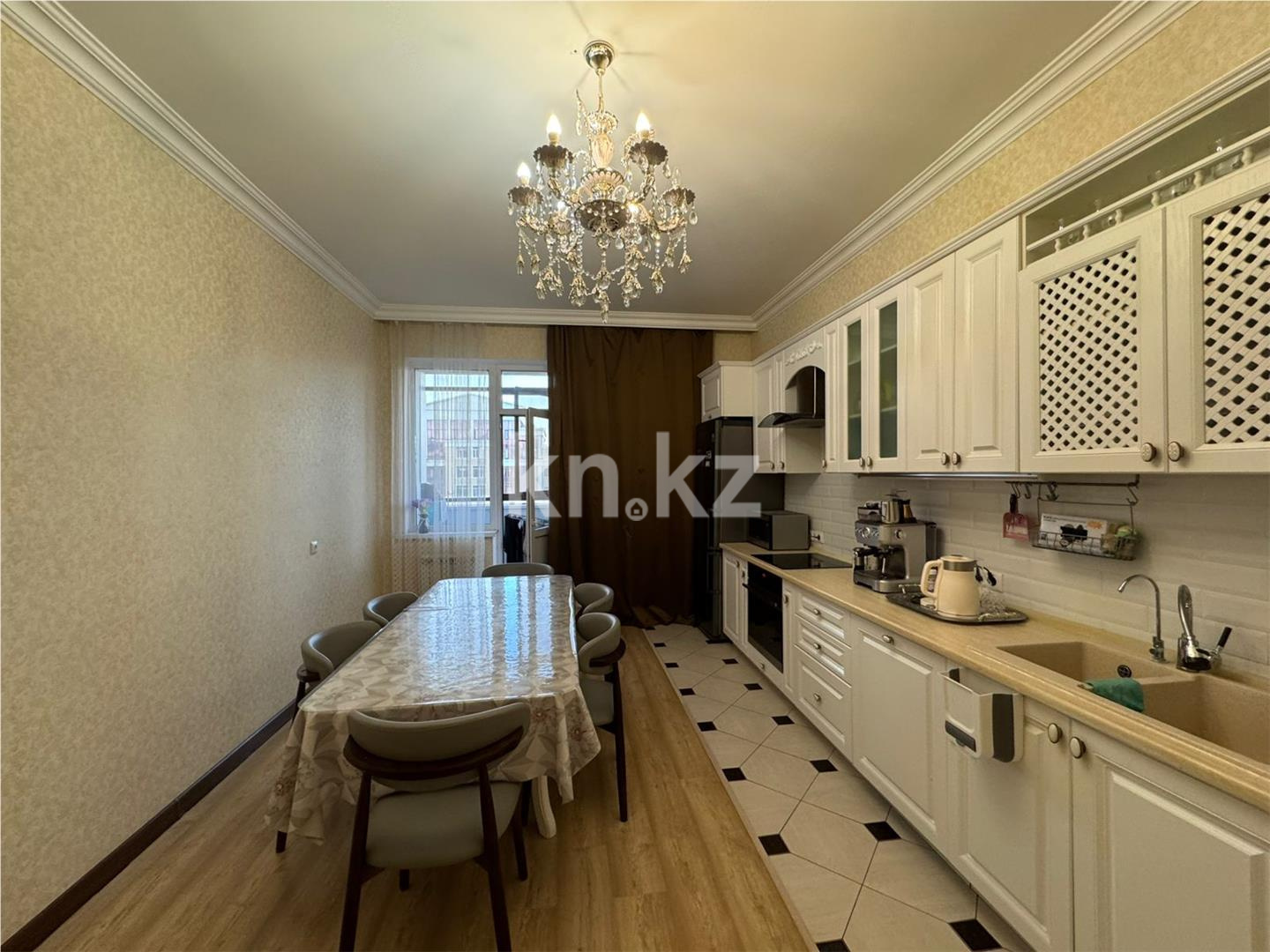 Продажа 2-комнатной квартиры, 104 м², ул. Керей, Жанибек хандар, дом  22 в Астане - фото 7