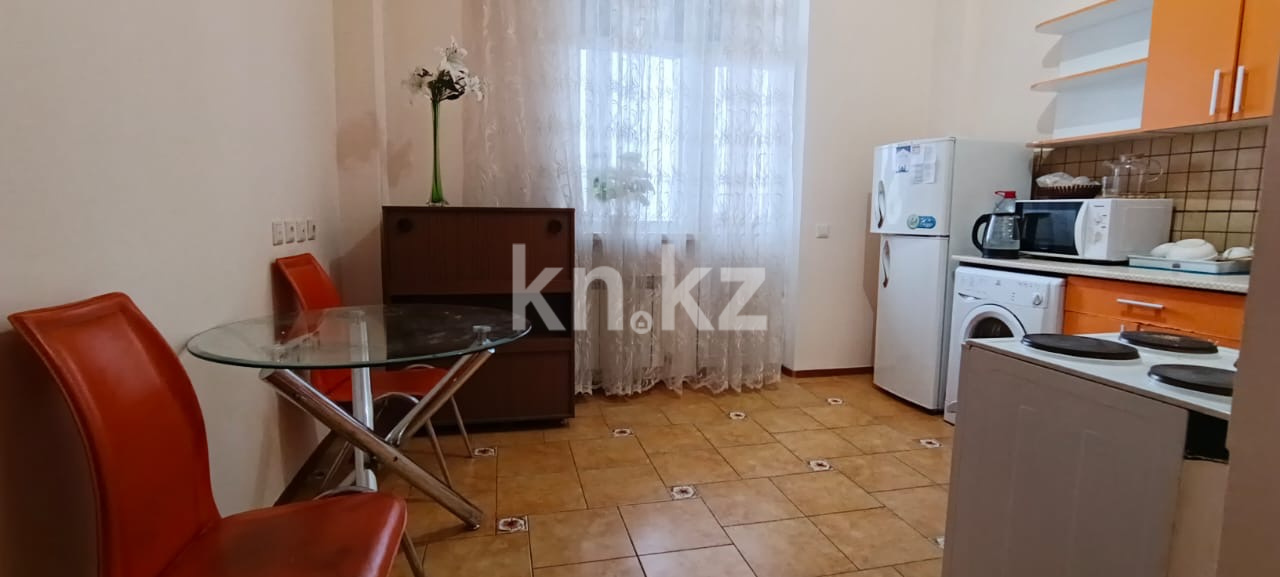 Аренда 1-комнатной квартиры, 50 м², ул. Туркестан, дом  8 в Астане - фото 5