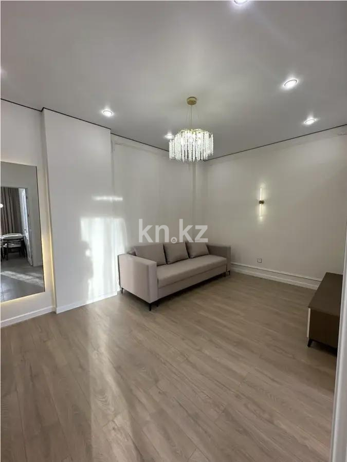 Продажа 1-комнатной квартиры, 37 м² в Астане