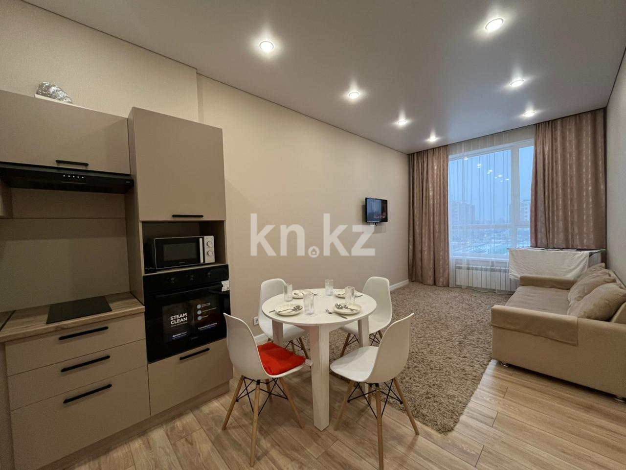 Аренда 2-комнатной квартиры посуточно, 50 м², Байтұрсынов, дом  22 в Астане - фото 3