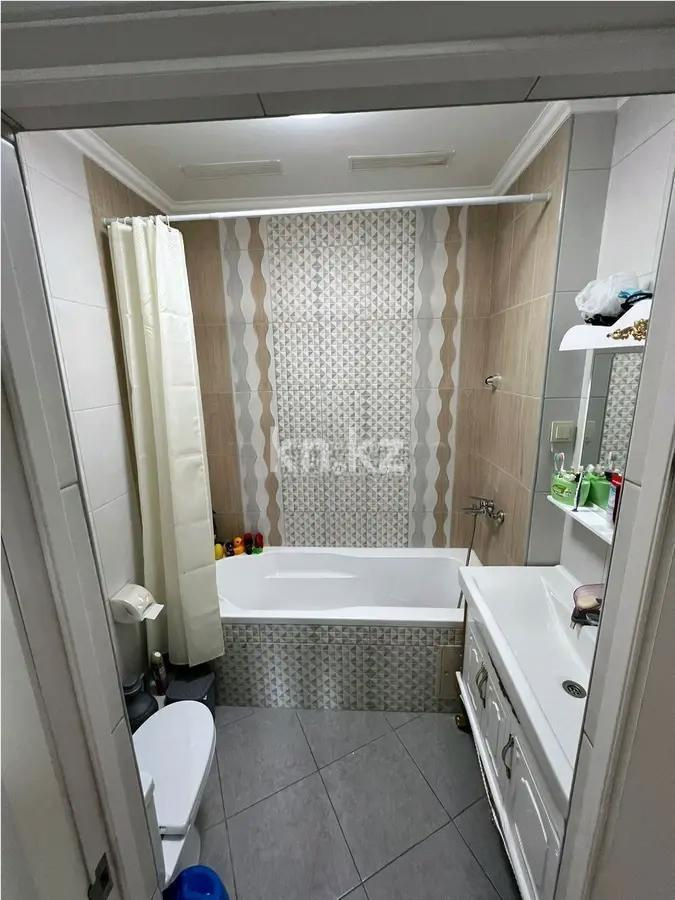 Продажа 2-комнатной квартиры, 63.6 м² в Алматы - фото 4