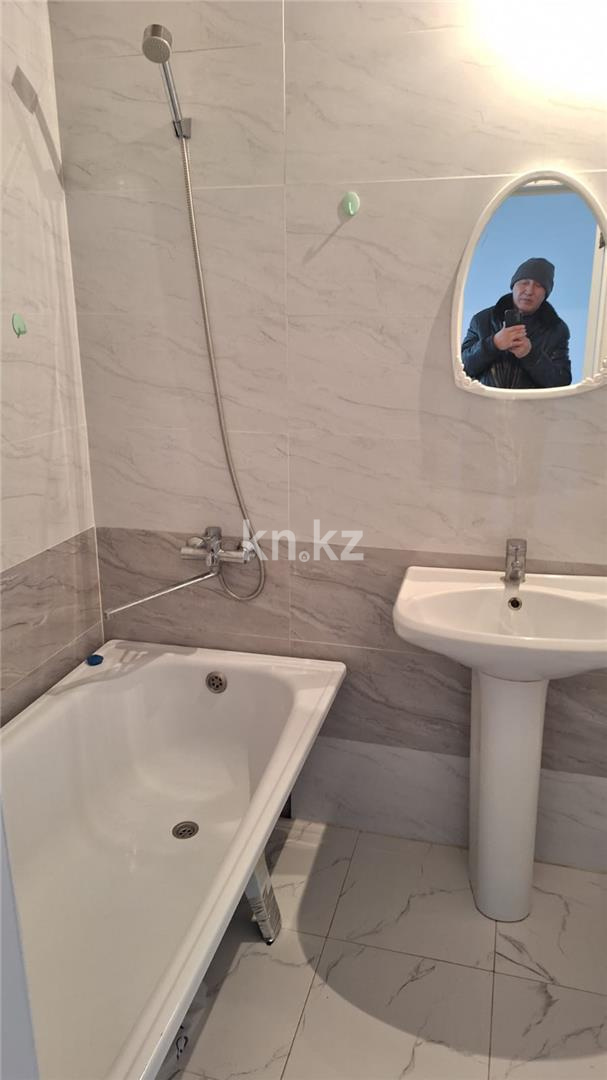 Продажа 1-комнатной квартиры, 37 м², ул. Айтматова в Астане - фото 6