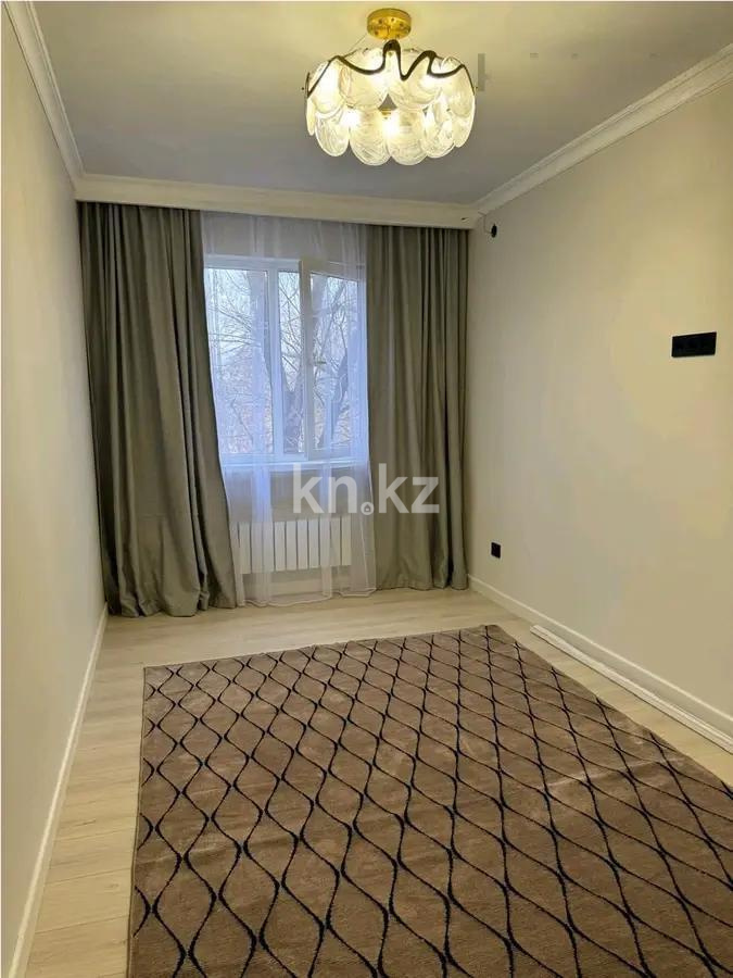 Продажа 3-комнатной квартиры, 59 м², 9 мкр., дом  17 в Алматы - фото 2