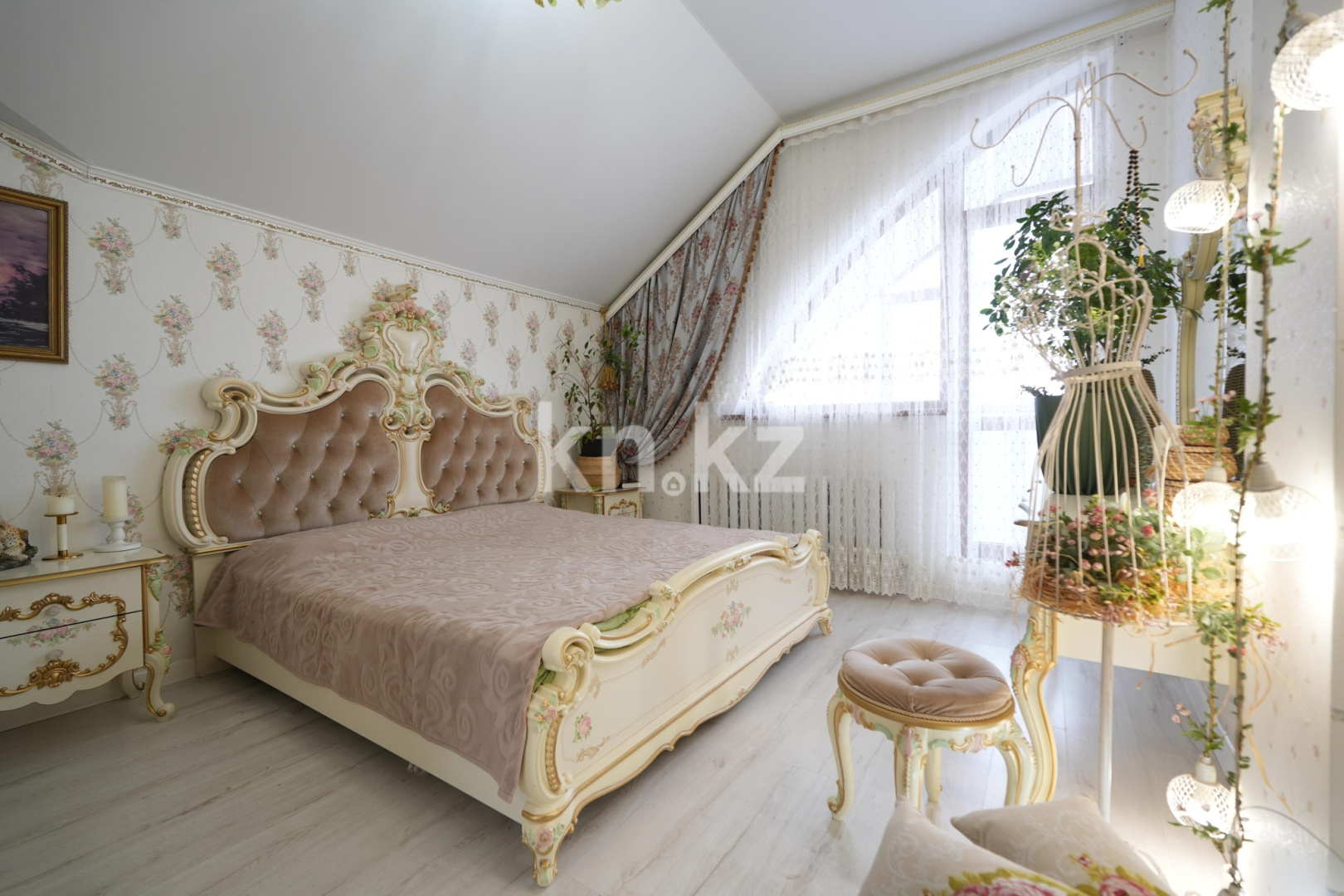 Продажа 5-комнатной квартиры, 188 м² в Актобе