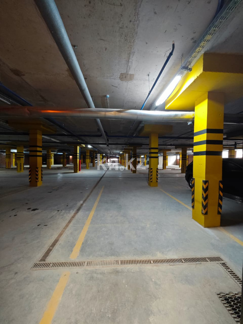 Продажа 3-комнатной квартиры, 89 м², ул. Дюсембекова, дом  83/3 в Караганде - фото 16