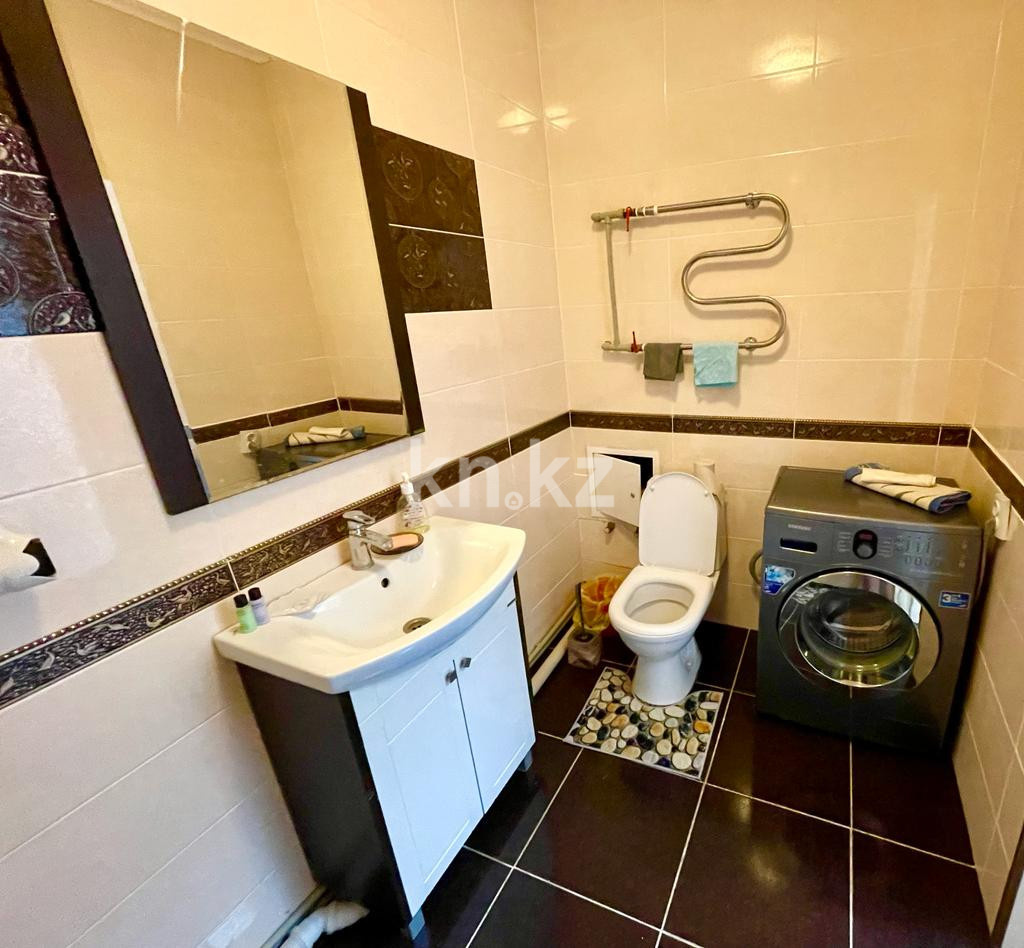 Аренда 1-комнатной квартиры посуточно, 43 м², ул. Иманбаевой, дом  10 в Астане - фото 2