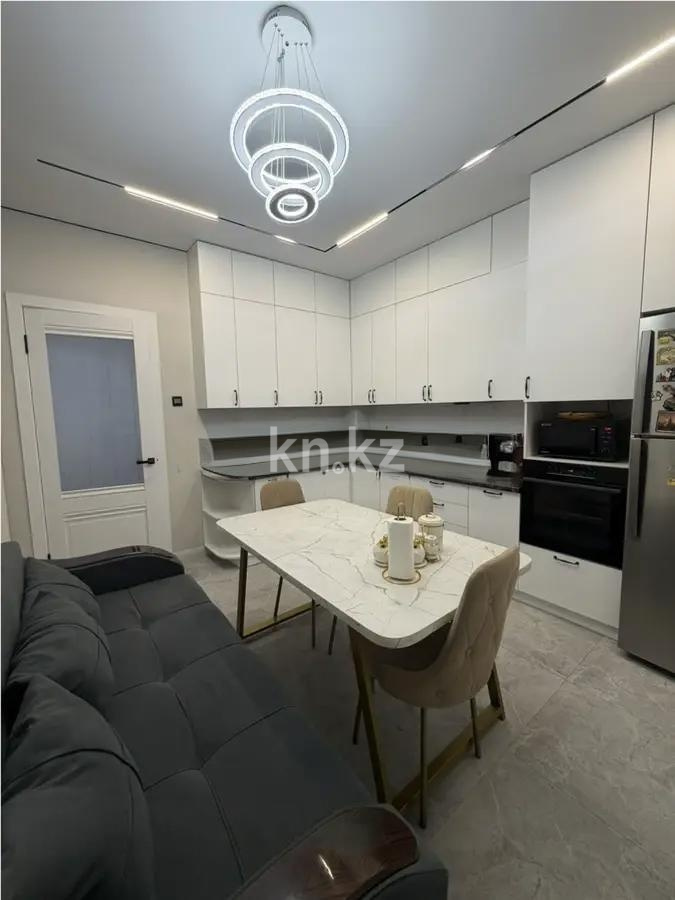 Продажа 2-комнатной квартиры, 69.7 м² в Алматы - фото 3