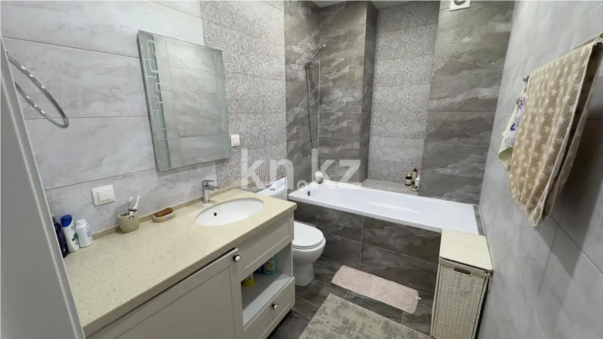 Продажа 3-комнатной квартиры, 91 м², ул. Орынбор, дом  12 в Астане - фото 5