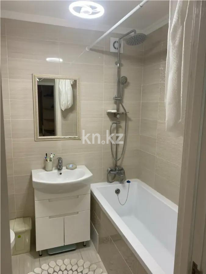 Продажа 2-комнатной квартиры, 75.9 м², пр. Кошкарбаева, дом  56 в Астане - фото 4