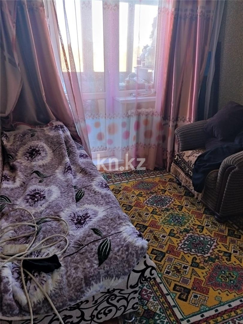 Продажа 4-комнатной квартиры, 62 м², мкр-н 18 в Караганде - фото 4