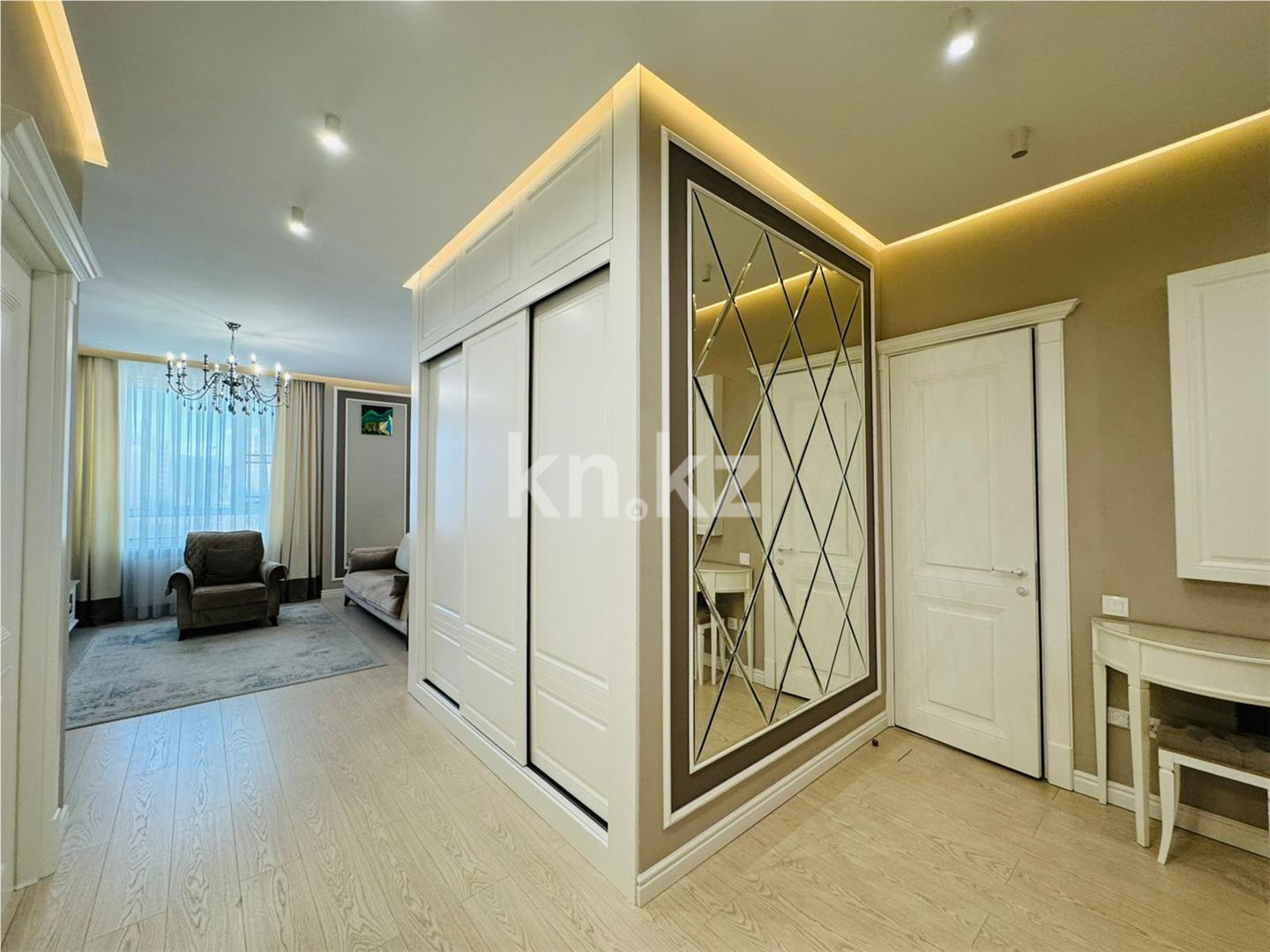 Продажа 4-комнатной квартиры, 96 м², пр. Мангилик Ел в Астане - фото 15