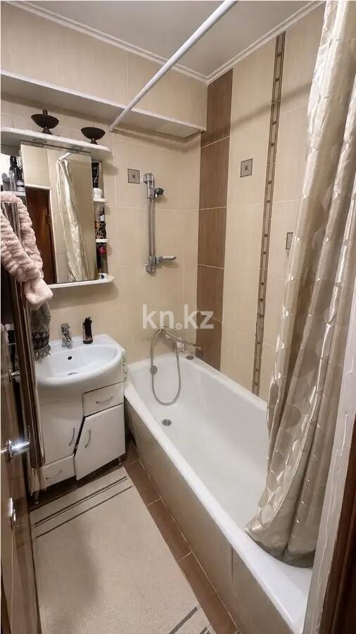 Продажа 3-комнатной квартиры, 62 м² в Алматы - фото 5
