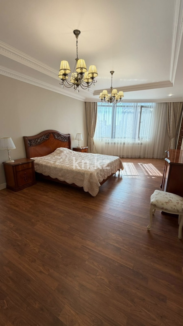 Аренда 4-комнатной квартиры, 225 м² в Астане - фото 12