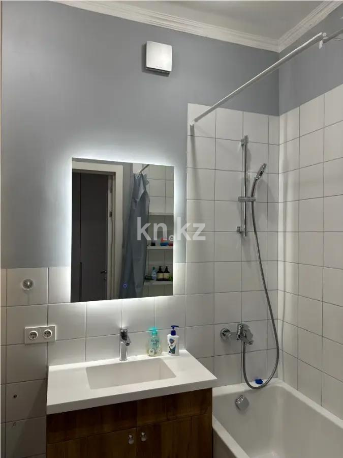 Продажа 3-комнатной квартиры, 102 м², пр. Аль-Фараби, дом  7/3 в Астане - фото 3