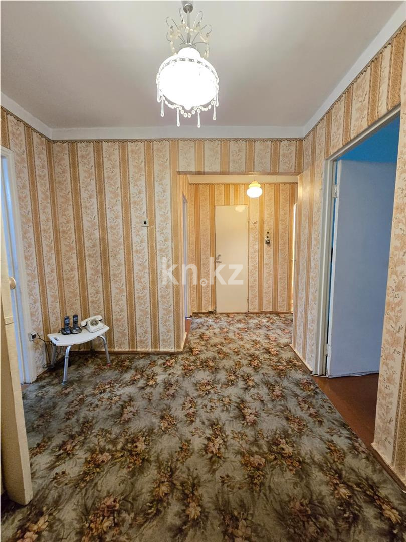 Продажа 3-комнатной квартиры, 68 м², ул. Казахстанская в Темиртау - фото 9