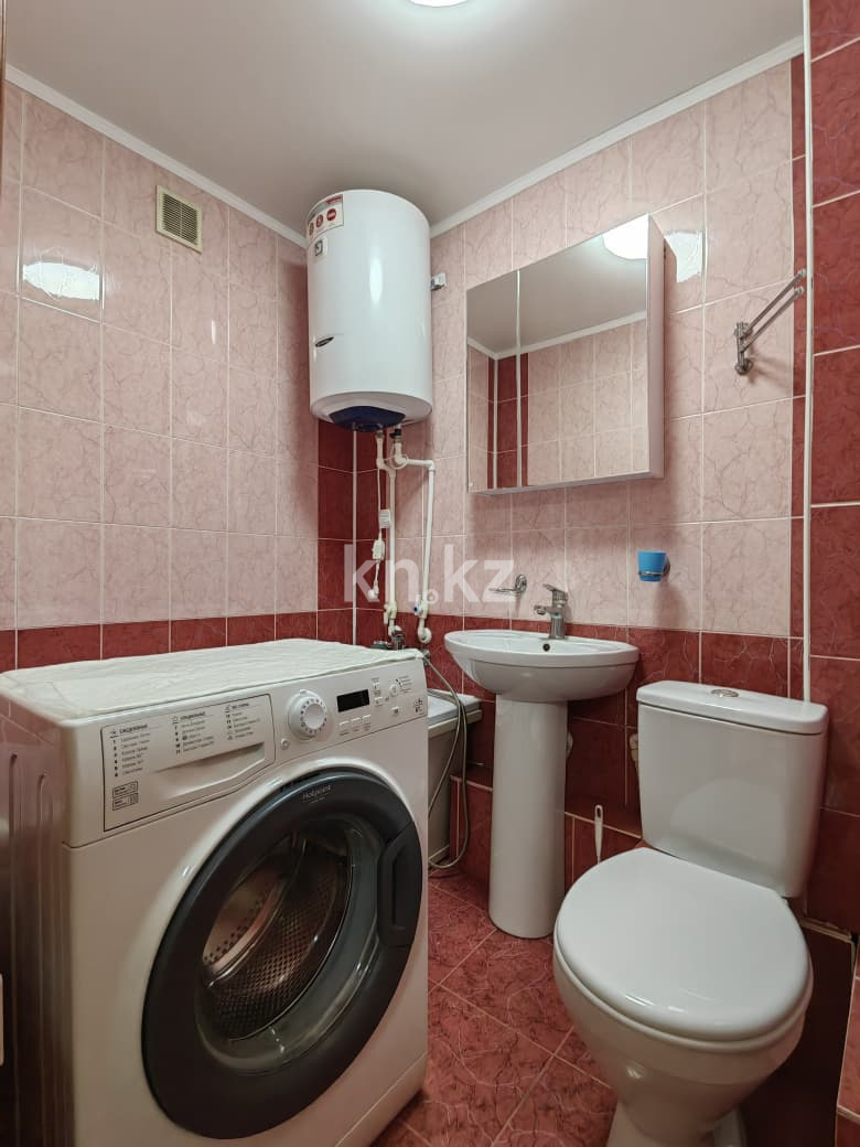 Продажа 2-комнатной квартиры, 43 м², ул. Гоголя, дом  35 в Караганде - фото 19