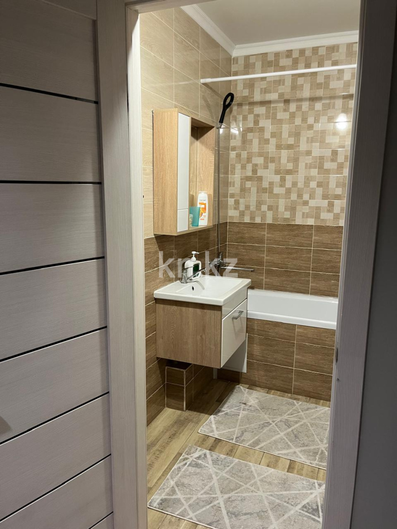 Аренда 1-комнатной квартиры посуточно, 35 м² в Астане - фото 15