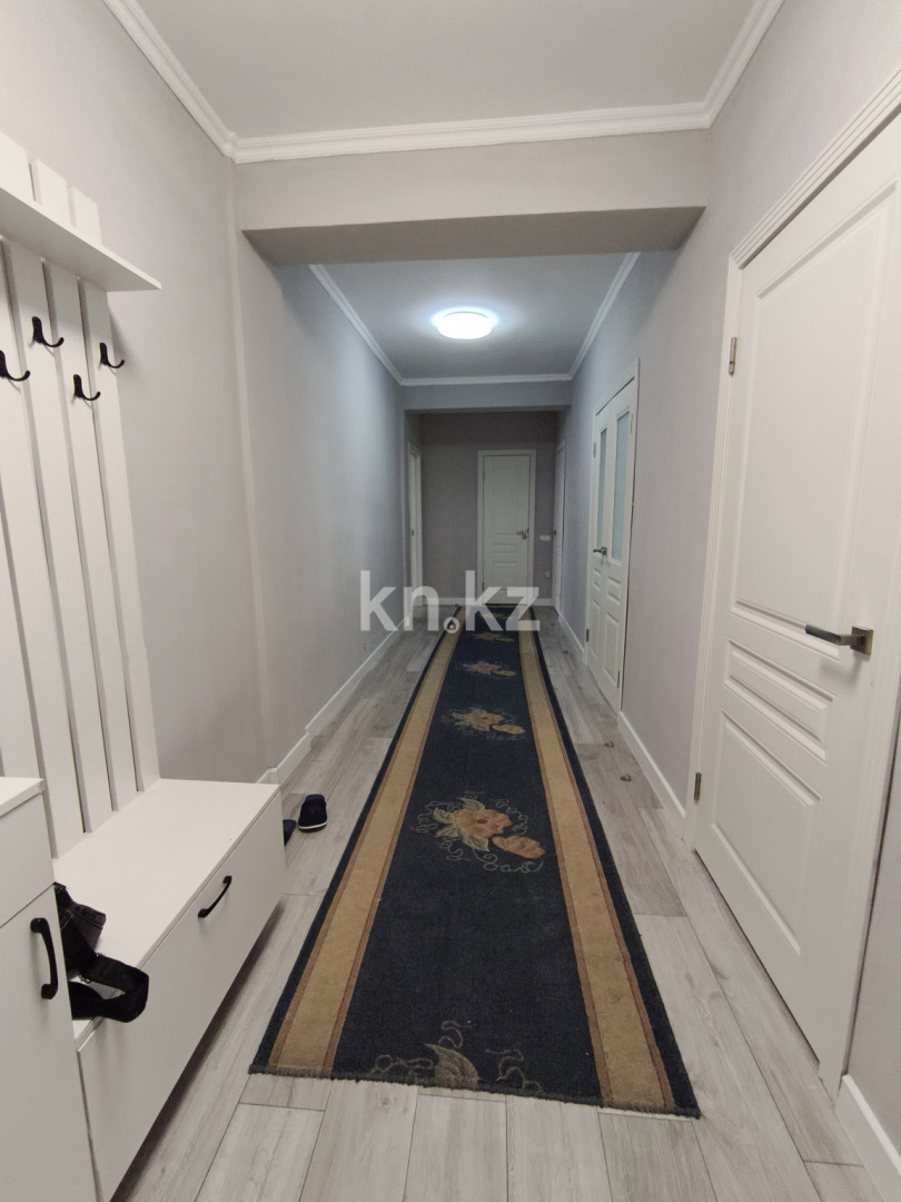 Продажа 3-комнатной квартиры, 78.5 м², ул. Жунисова, дом  2/13 в Алматы