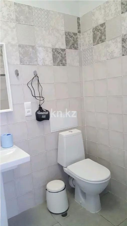 Продажа 2-комнатной квартиры, 60 м², пр. Бухар-жырау, дом  34 в Караганде - фото 5