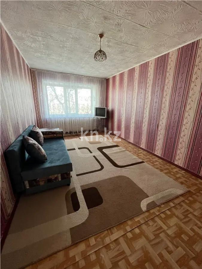 Продажа 1-комнатной квартиры, 30 м², мкр-н 15, дом  8 в Караганде