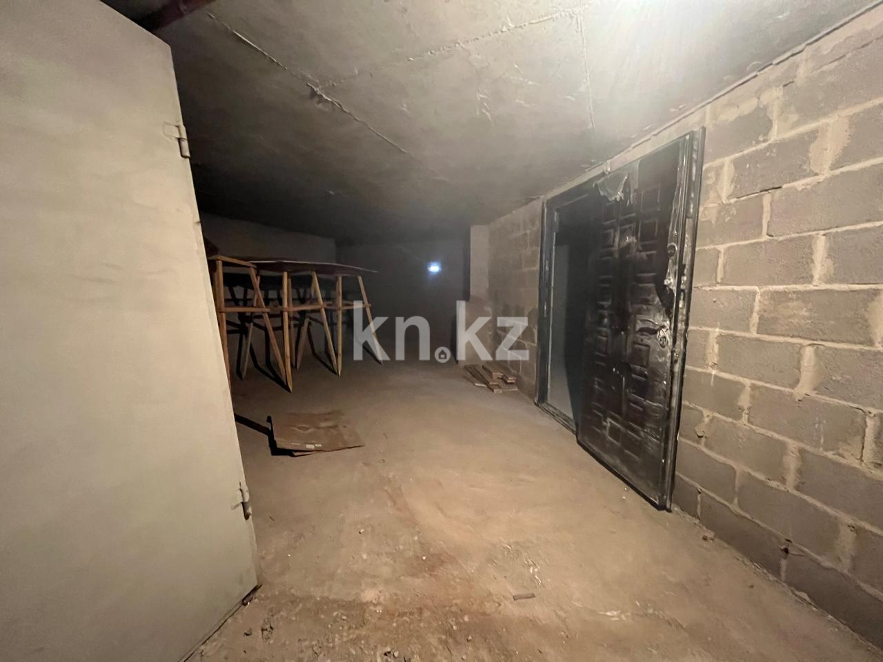 Продажа , 49 м², пр. Республики, дом  42 в Караганде