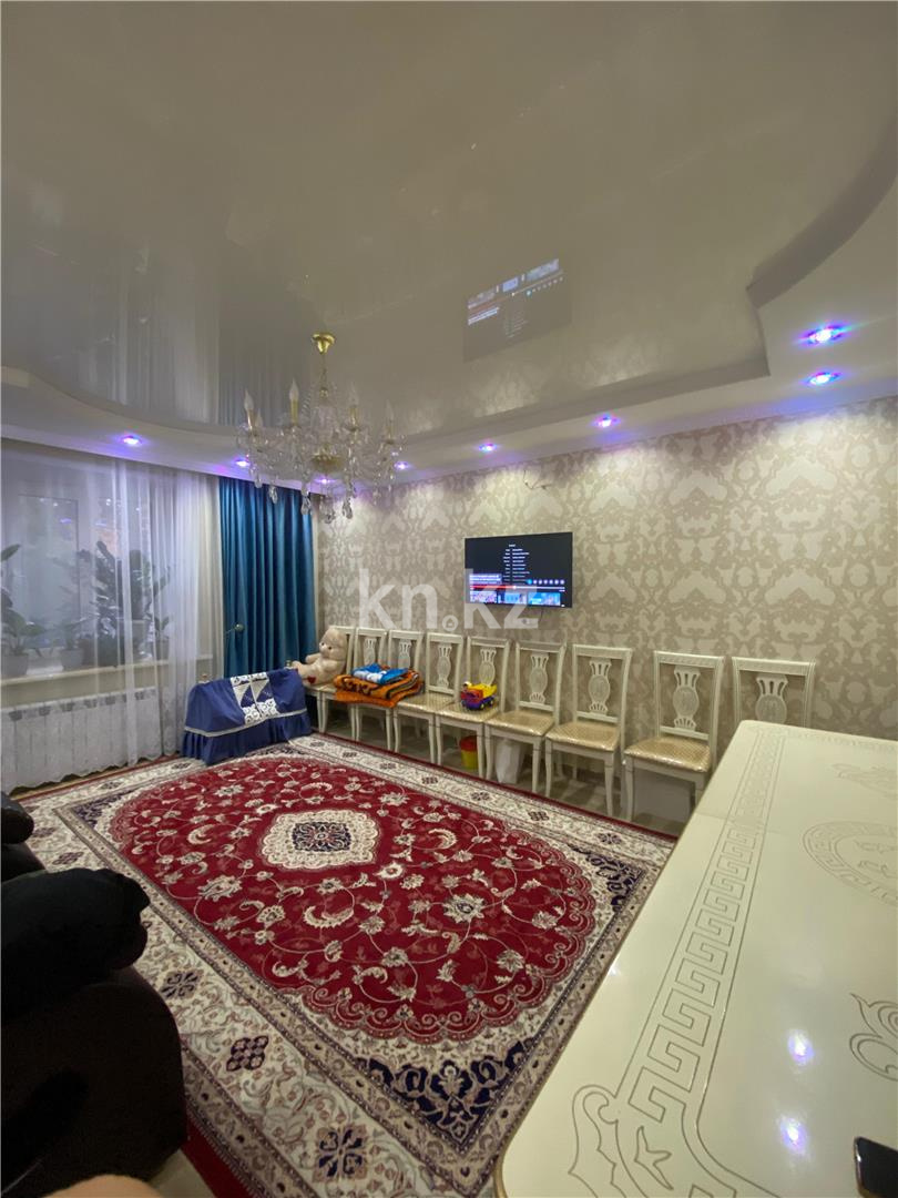 Продажа 4-комнатной квартиры, 95 м², ул. Сарыарка, дом  6 в Караганде