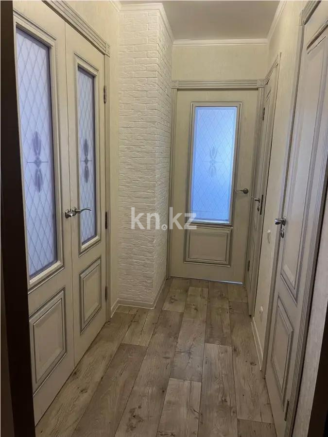 Продажа 1-комнатной квартиры, 38 м², мкр-н Гульдер-1, дом  15 в Караганде - фото 6