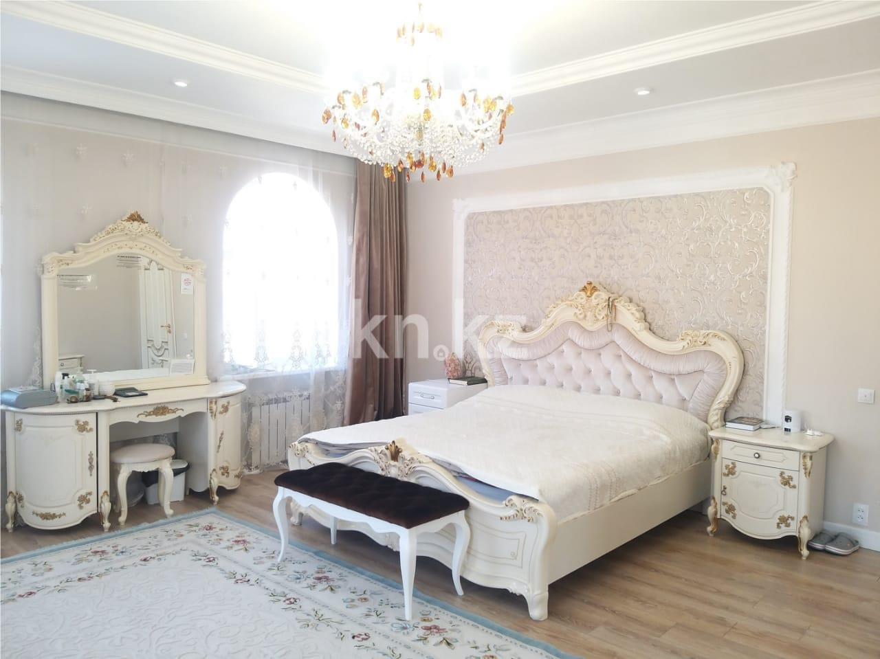 Продажа 5-комнатного дома, 520 м², ул. Муканова в Караганде - фото 8