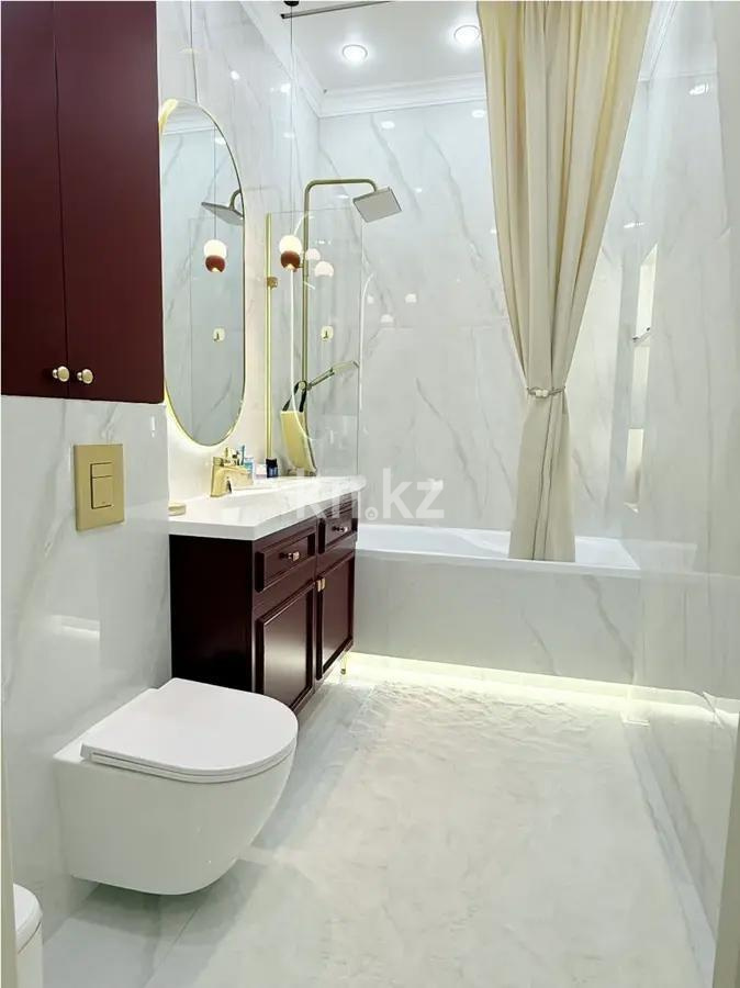 Продажа 3-комнатной квартиры, 125 м², ул. Калдаякова, дом  8/2 в Астане - фото 6