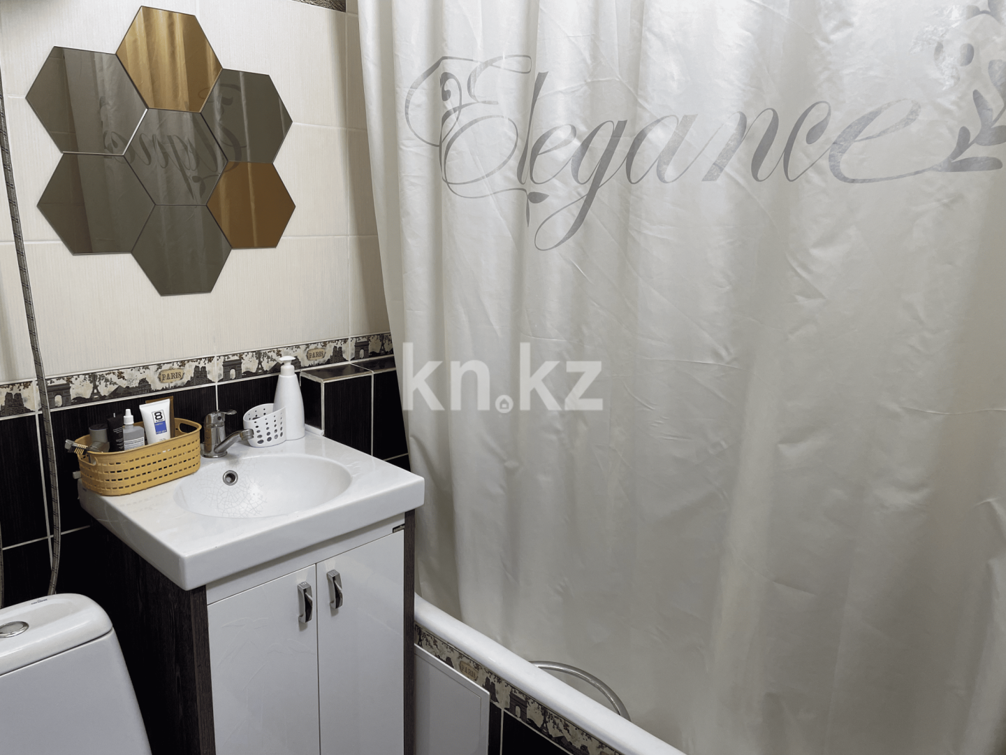 Аренда 1-комнатной квартиры посуточно, 40 м² в Алматы - фото 12