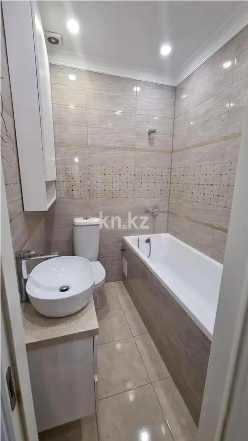 Продажа 2-комнатной квартиры, 74 м², ул. Сауран, дом  10в в Астане - фото 4