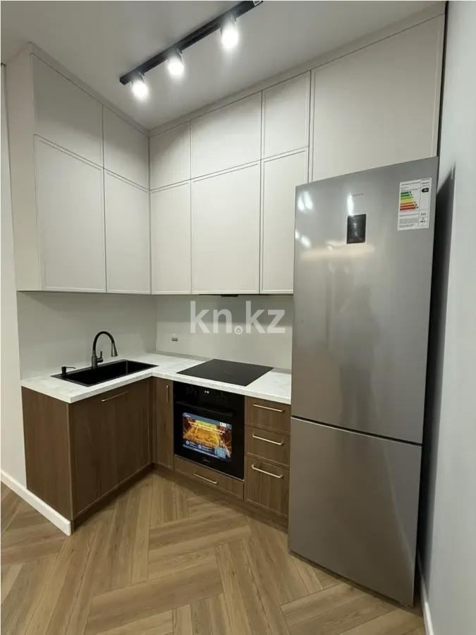 Продажа 1-комнатной квартиры, 42 м², ул. Нажимеденова, дом  28 в Астане - фото 2