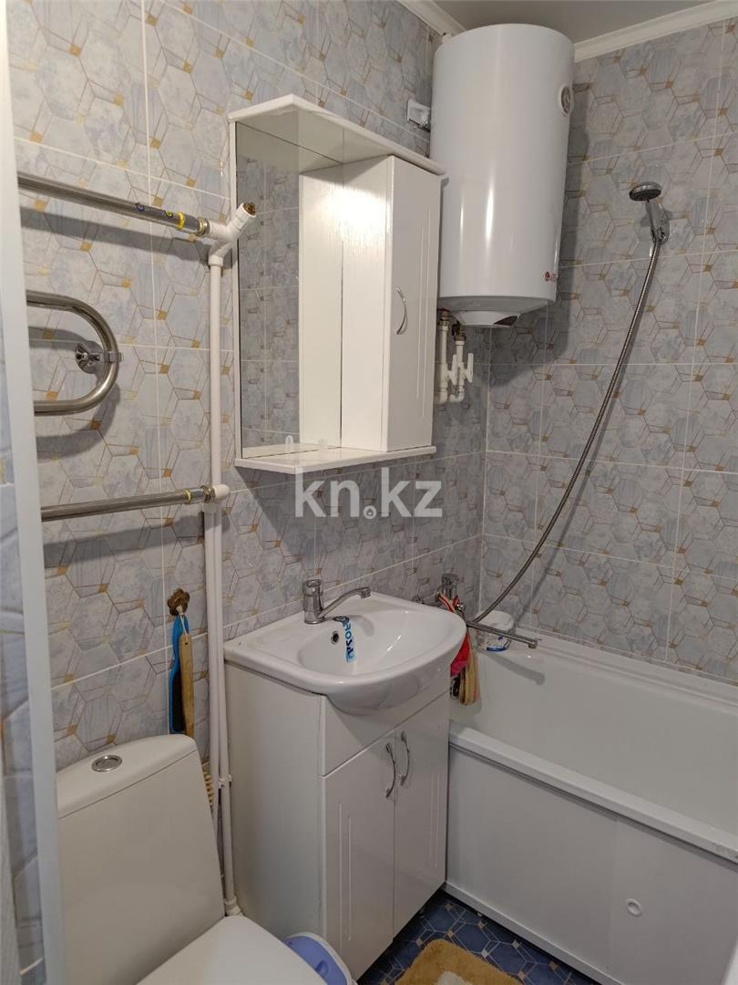 Продажа 3-комнатной квартиры, 58 м², ул. Ишимская в Караганде - фото 11