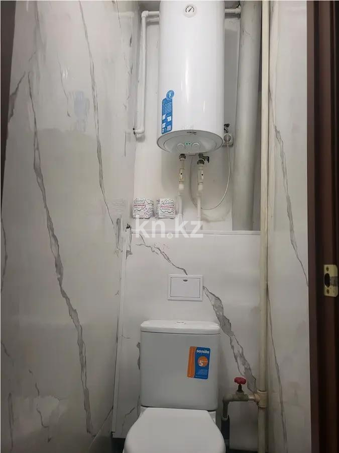 Продажа 2-комнатной квартиры, 48 м², мкр-н 15, дом  14 в Караганде - фото 4