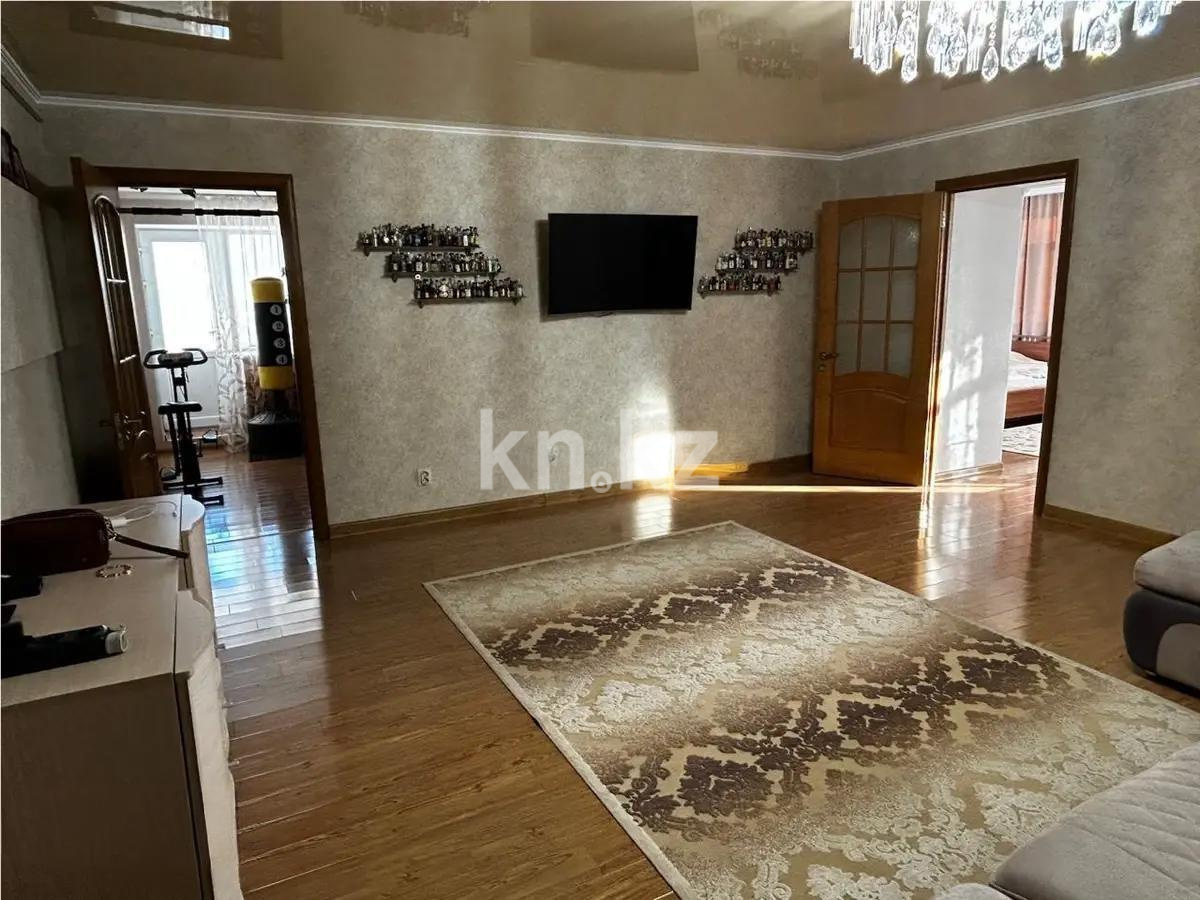 Продажа 3-комнатной квартиры, 119 м² в Караганде