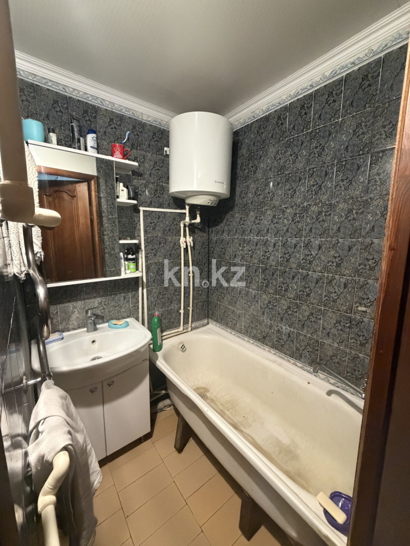 Продажа 3-комнатной квартиры, 61.7 м² в Караганде - фото 6