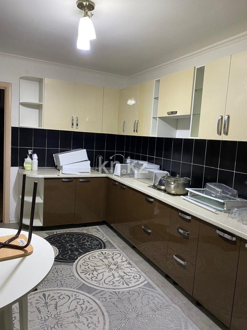 Аренда 2-комнатной квартиры, 70 м², ул. Сулуколь, дом  14 в Астане