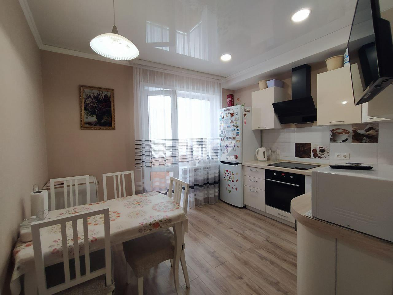 Продажа 2-комнатной квартиры, 67 м², пр. Республики в Караганде - фото 6