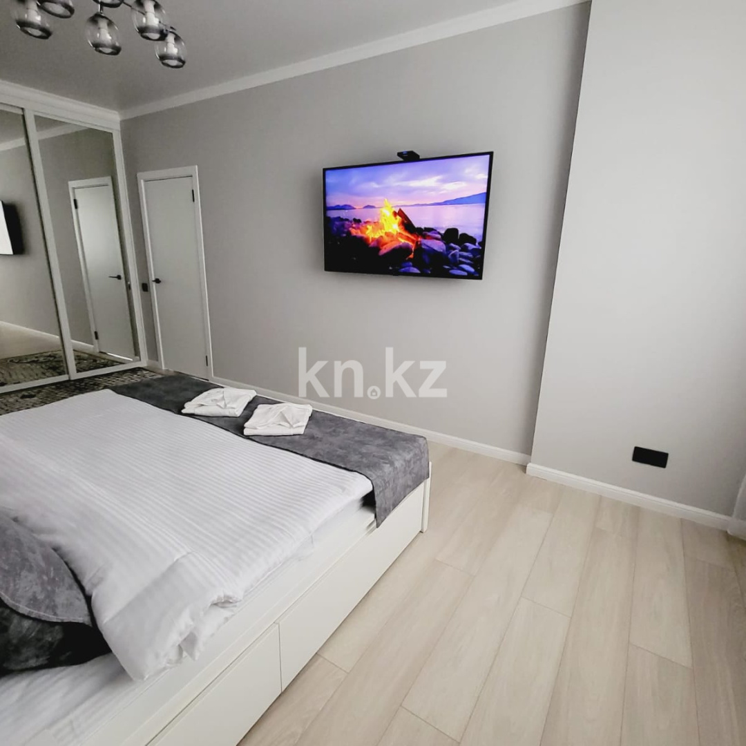 Аренда 1-комнатной квартиры посуточно, 41 м², ул. Казыбек би, дом  11б в Астане - фото 2