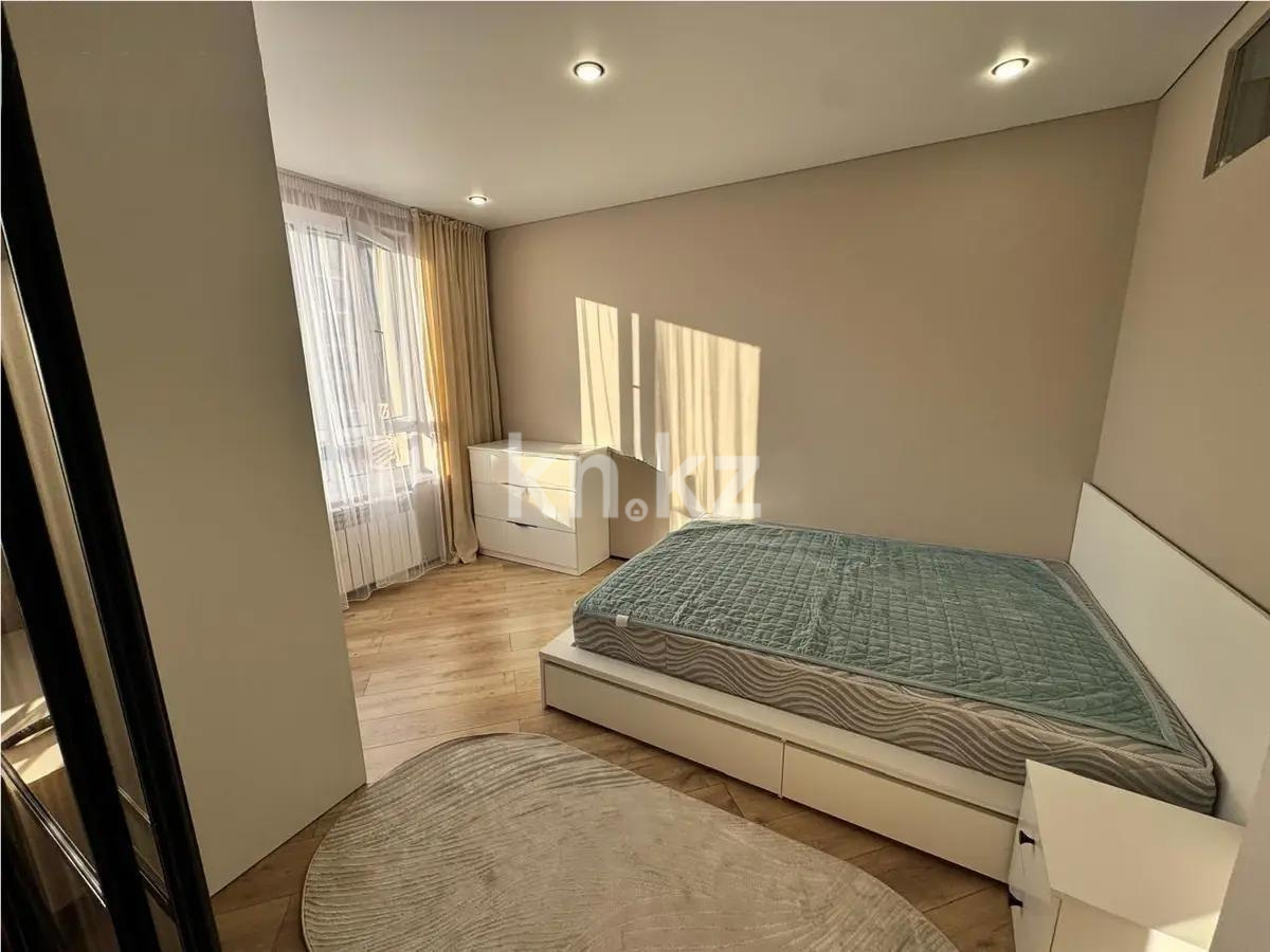 Продажа 3-комнатной квартиры, 57 м², ул. Жандосова, дом  94а в Алматы - фото 2