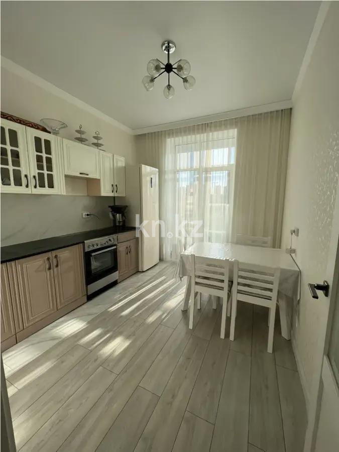 Продажа 2-комнатной квартиры, 60 м², ул. Казыбек би, дом  3/2 в Астане - фото 3