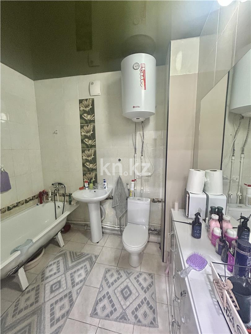 Продажа 3-комнатной квартиры, 80 м² в Караганде - фото 18