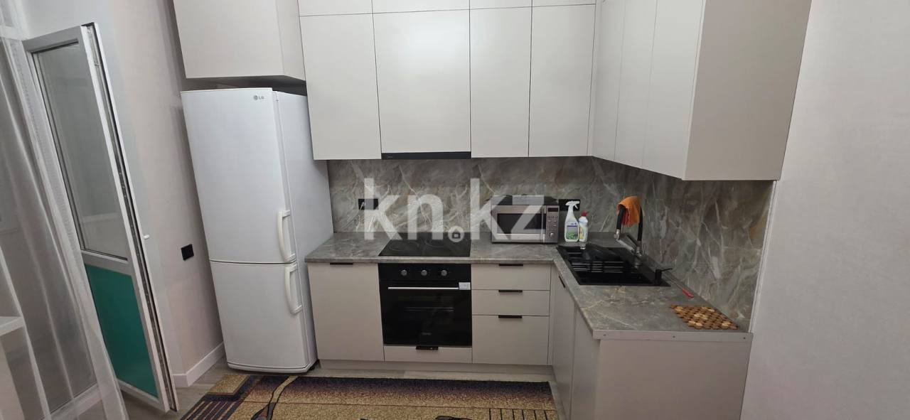 Аренда 1-комнатной квартиры, 41 м² в Астане